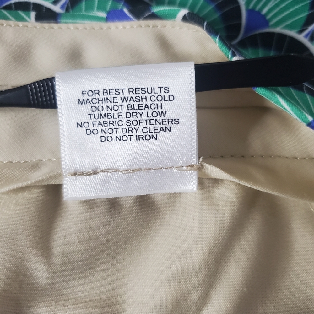 ♡ Peter Millar Geo Print Microfiber Womens Golf Shorts Size 10 Green and Blue - Picture 7 of 8